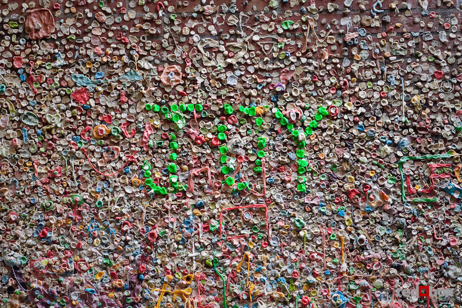 Gum-Wall