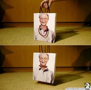 Noose 300x295 Not just a bag...